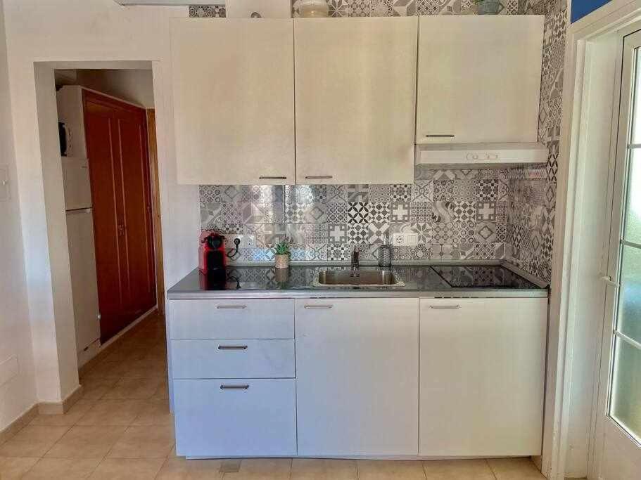 Mitjaneta Con Piscina Apartment *